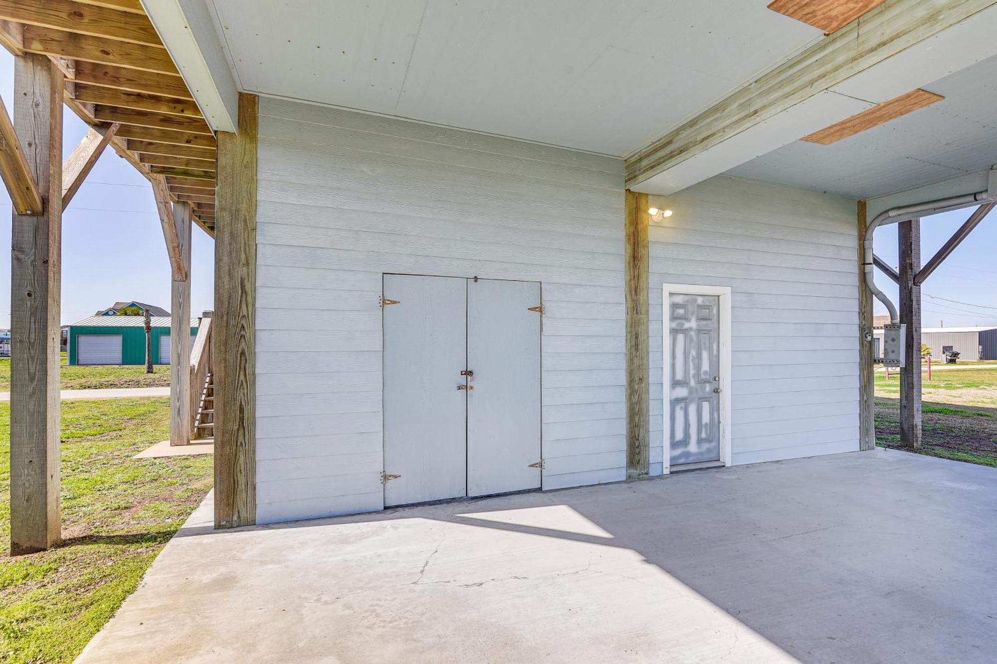 Crystal Beach Home With 2 Grills Walk To Shore! Екстериор снимка