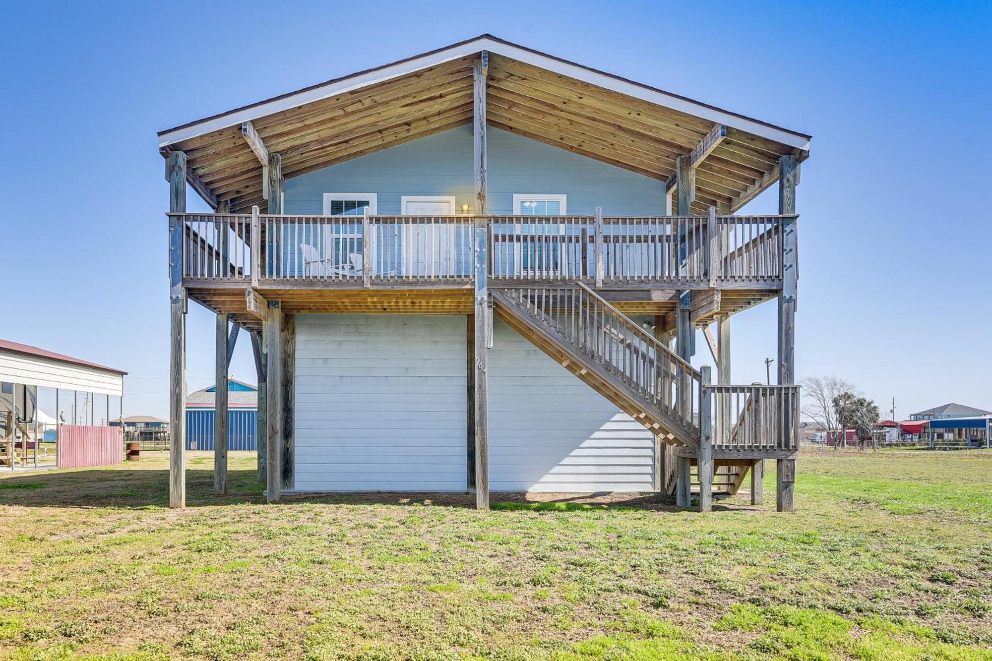 Crystal Beach Home With 2 Grills Walk To Shore! Екстериор снимка